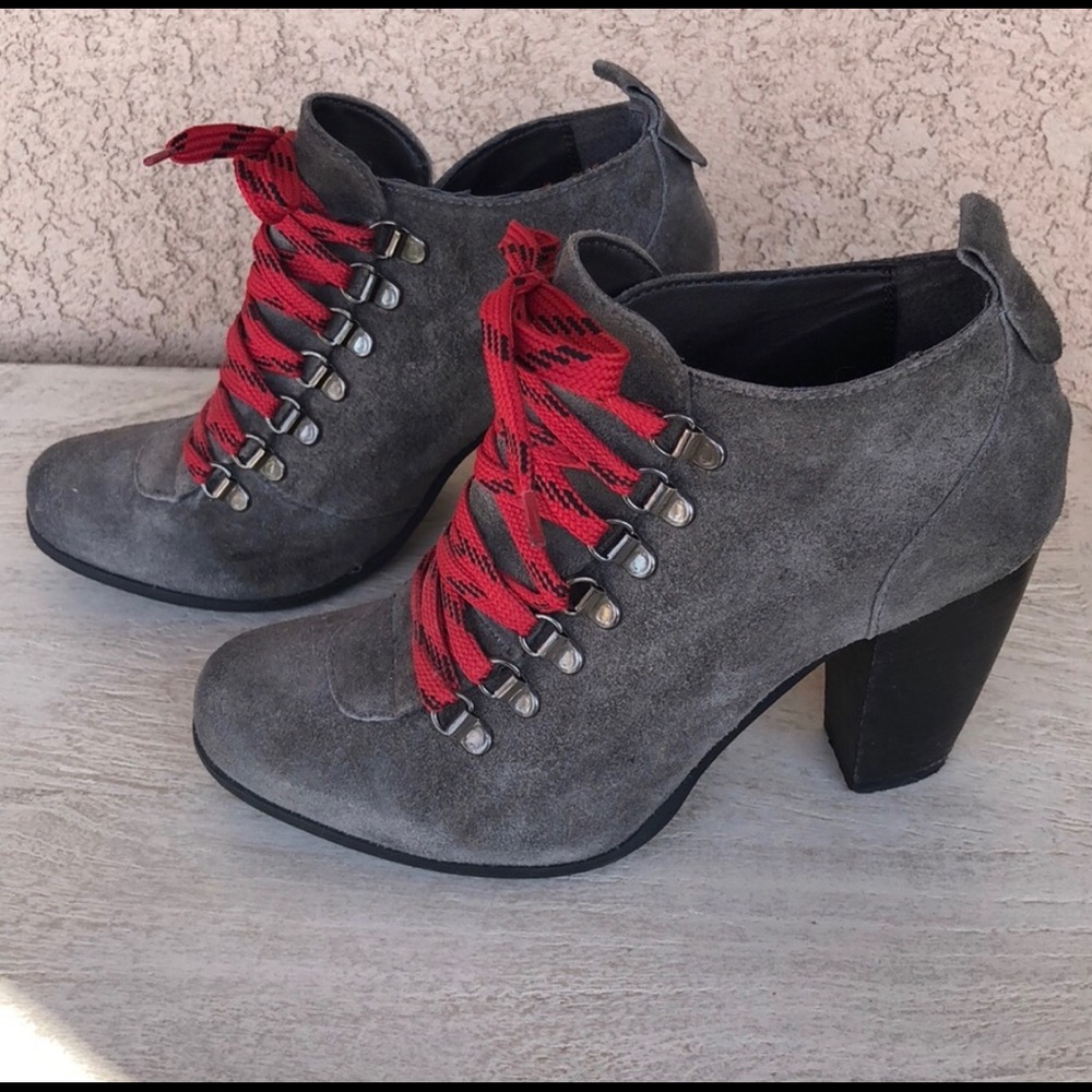 Gorgeous Boutique9 booties